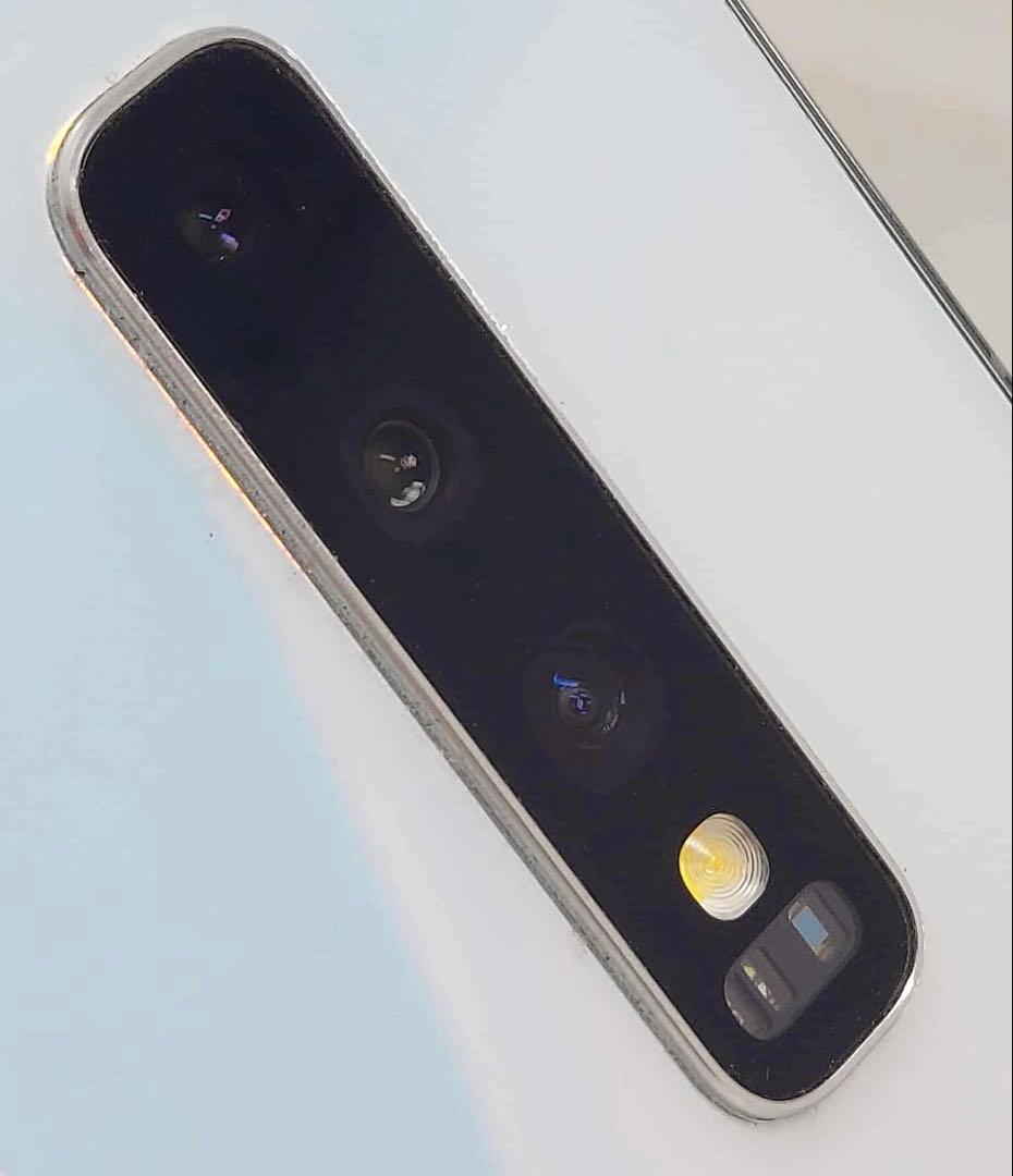 携帯電話本体 SAMSUNG GALAXY SC-03L