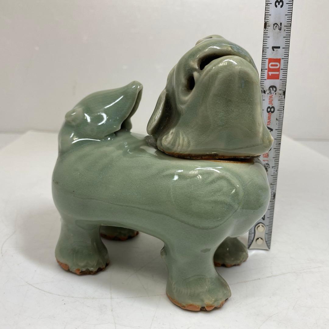 中国明時代　七官青磁　獅子　幅約11.2㎝　トコカ　東さ7-0629☆2F