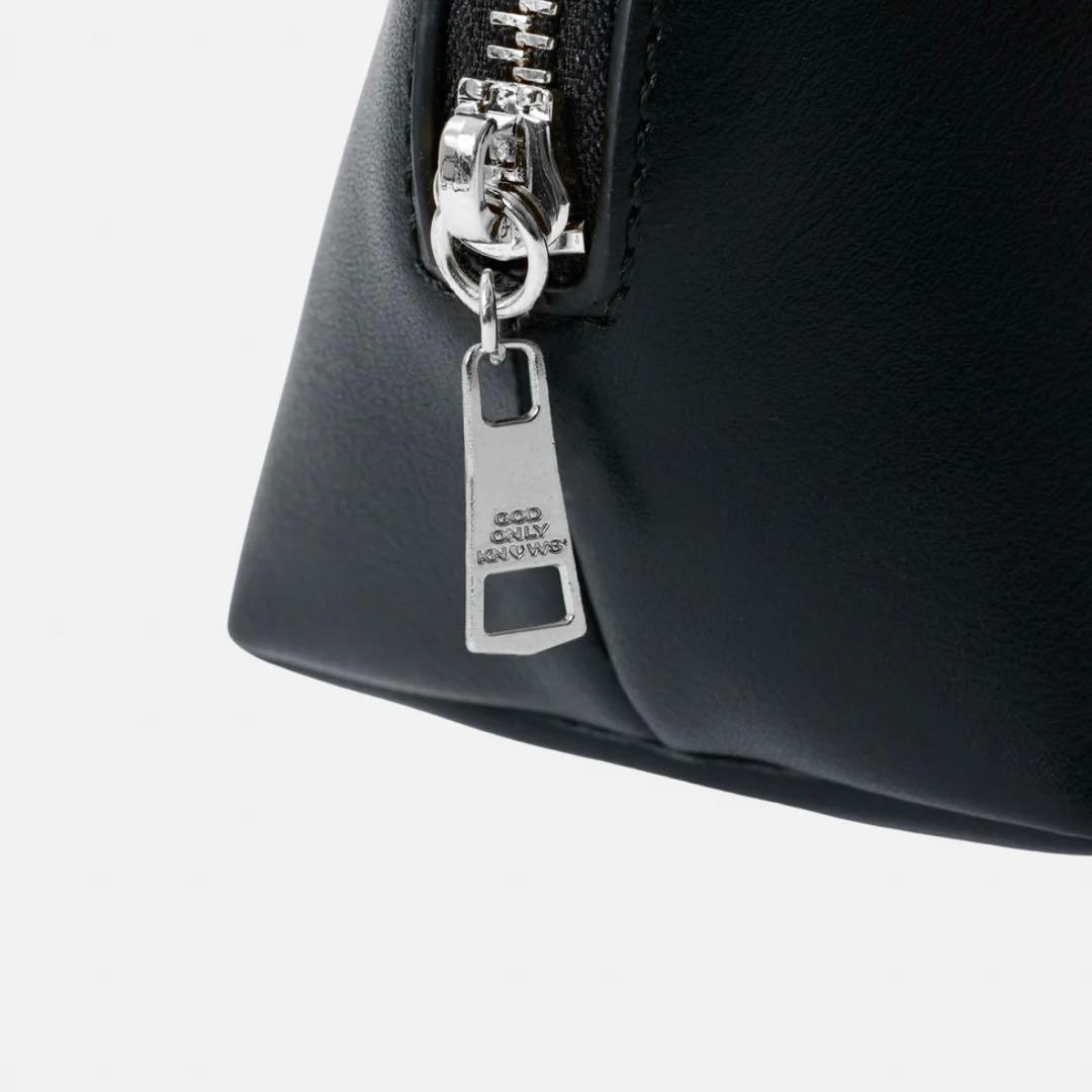 GOD ONLY KNOWS フェイクレザー ポーチ　岩田剛典