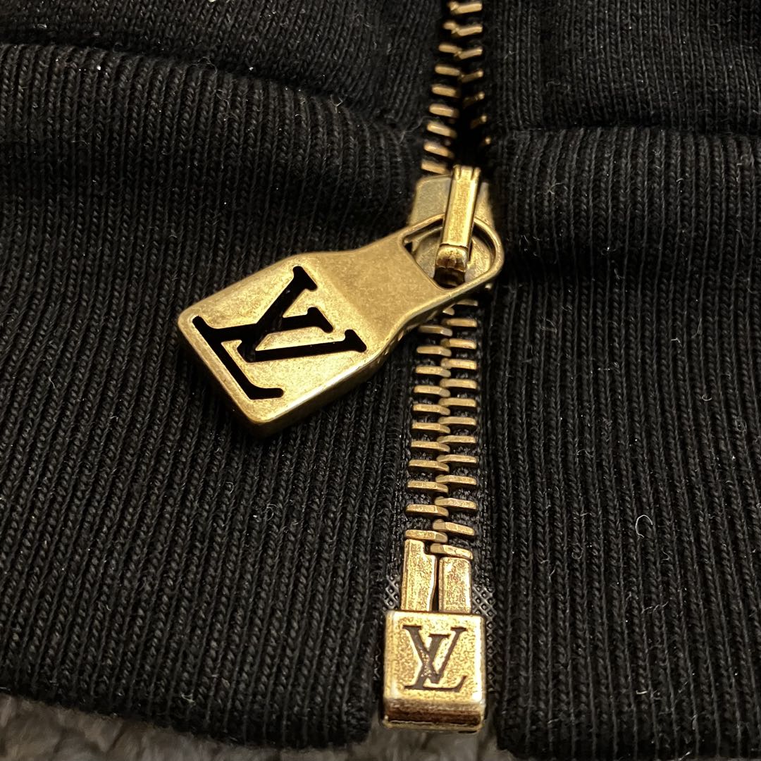 LOUISVUITTON ルイヴィトン　ハイブリッドジップ モノグラム　パーカー