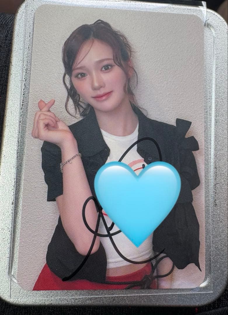 NiziU リオ　青森　C賞 会場限定トレカ サイン