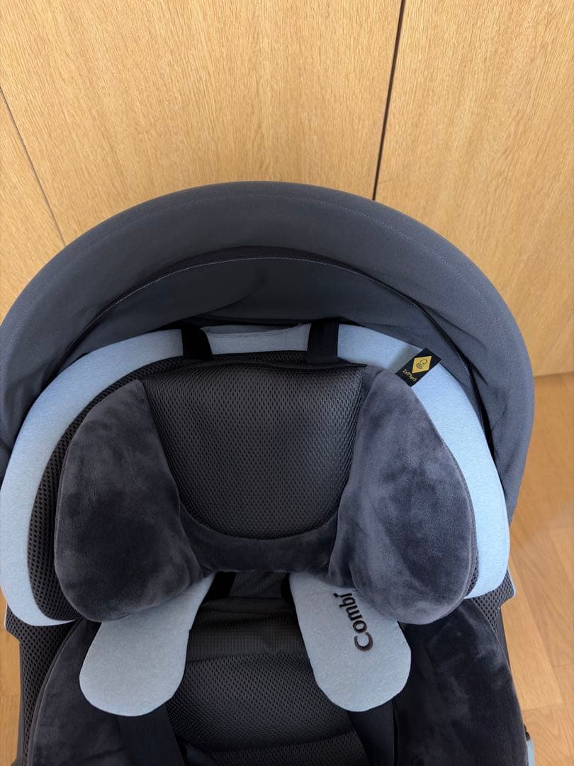 最上位モデルCombi THES ISOFIXエッグショックZB690 ザエス