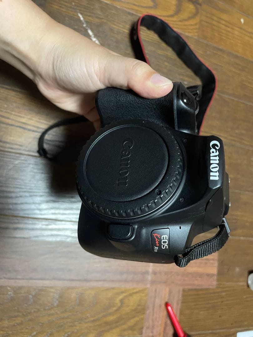 美品Canon EOS Kiss X10 デジタル一眼レフカメラ