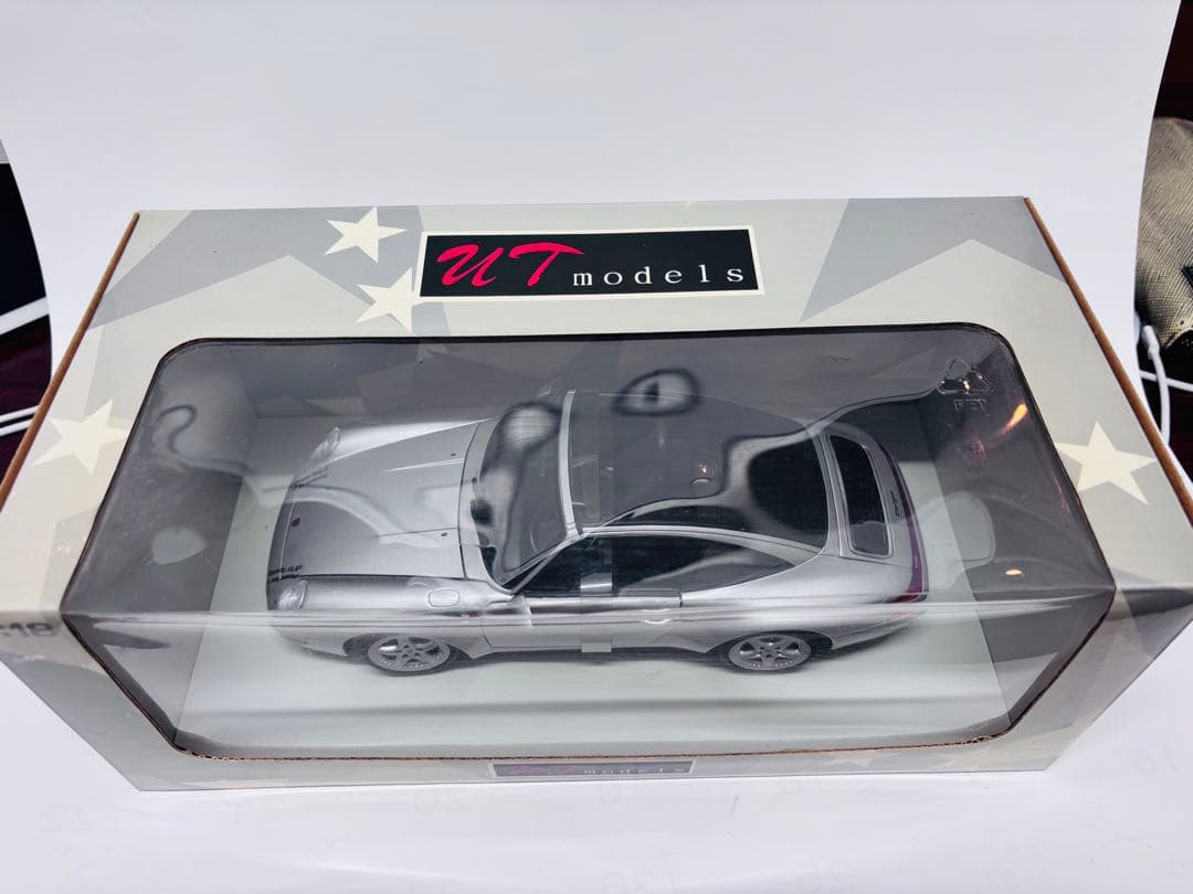 未開封新品送料込1/18 Porsche Carrera targaミニカー