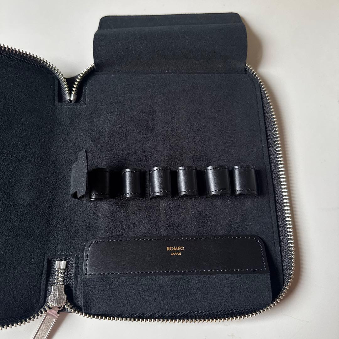 最値下げ‼️伊東屋　ロメオ　クロコ型押しコレクションペンケース（６本用）