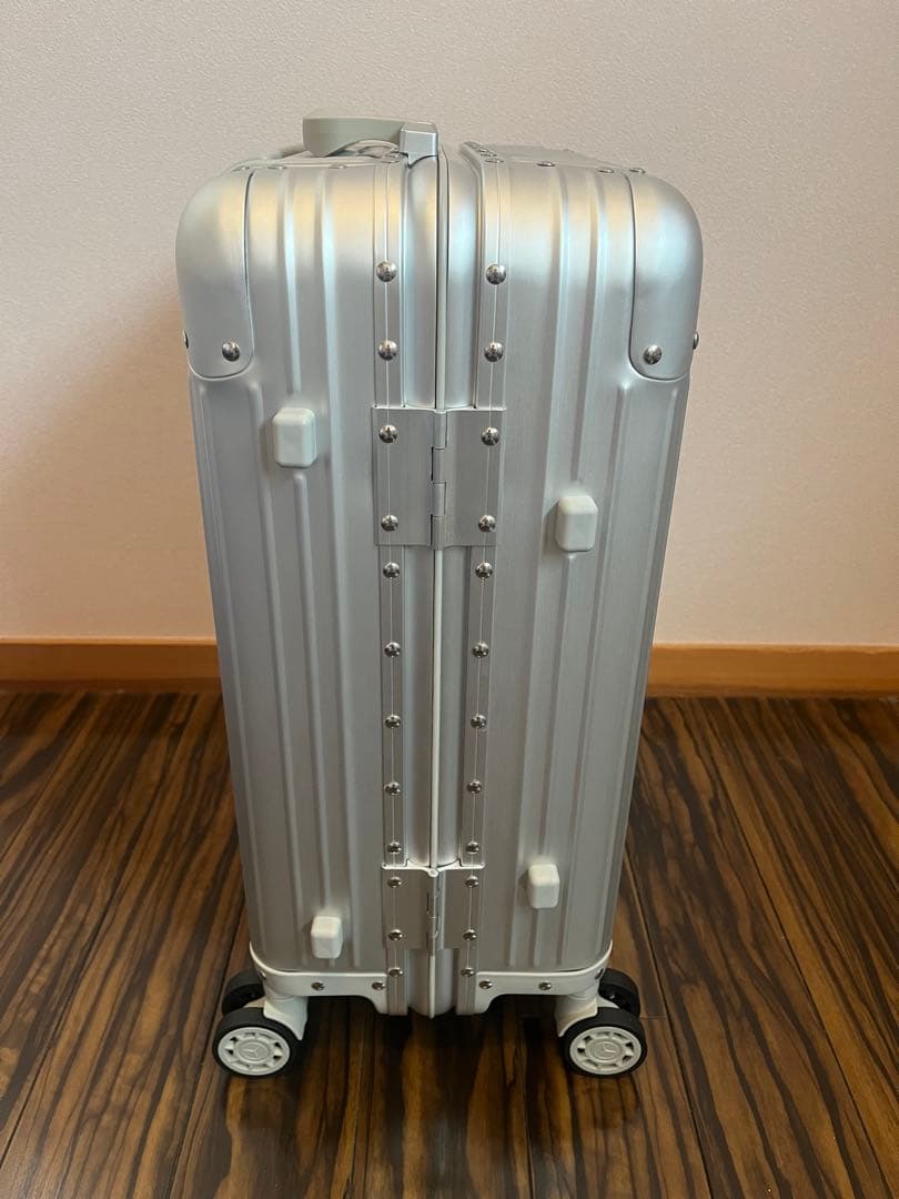 週末限定値下げ¥45000→¥40000ベンツキャリーケース32Ｌ