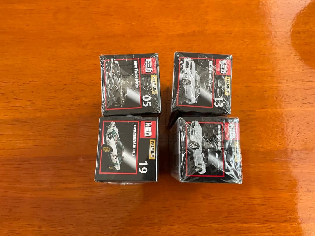 絶版　トミカプレミアム 4台　スカイラインGT-R・ロータスヨーロッパ・NSX