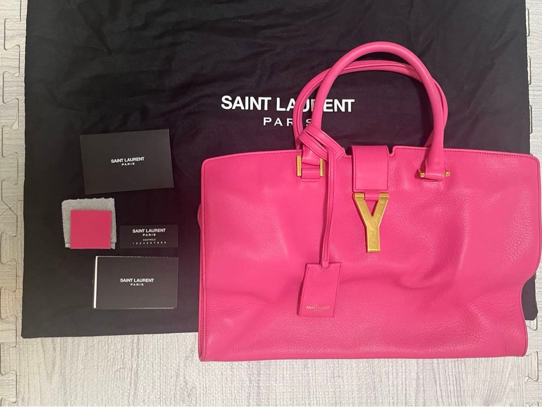 SAINT LAURENT PARIS サンローランパリ　ピンク レザー バッグ