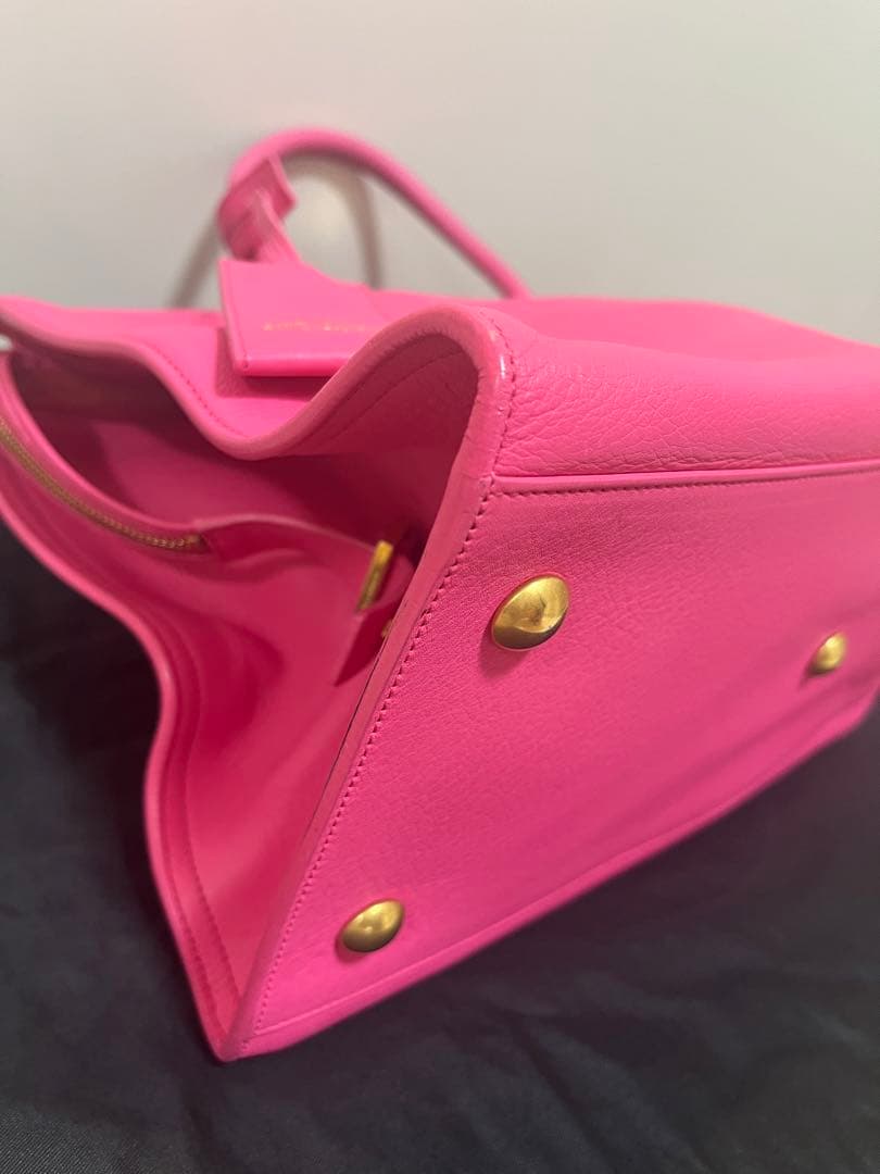 SAINT LAURENT PARIS サンローランパリ　ピンク レザー バッグ