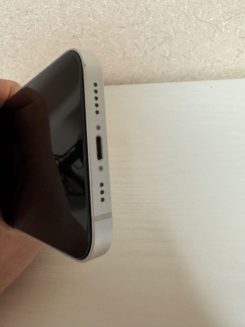 Apple iPhoneスターライト 13 本体美品