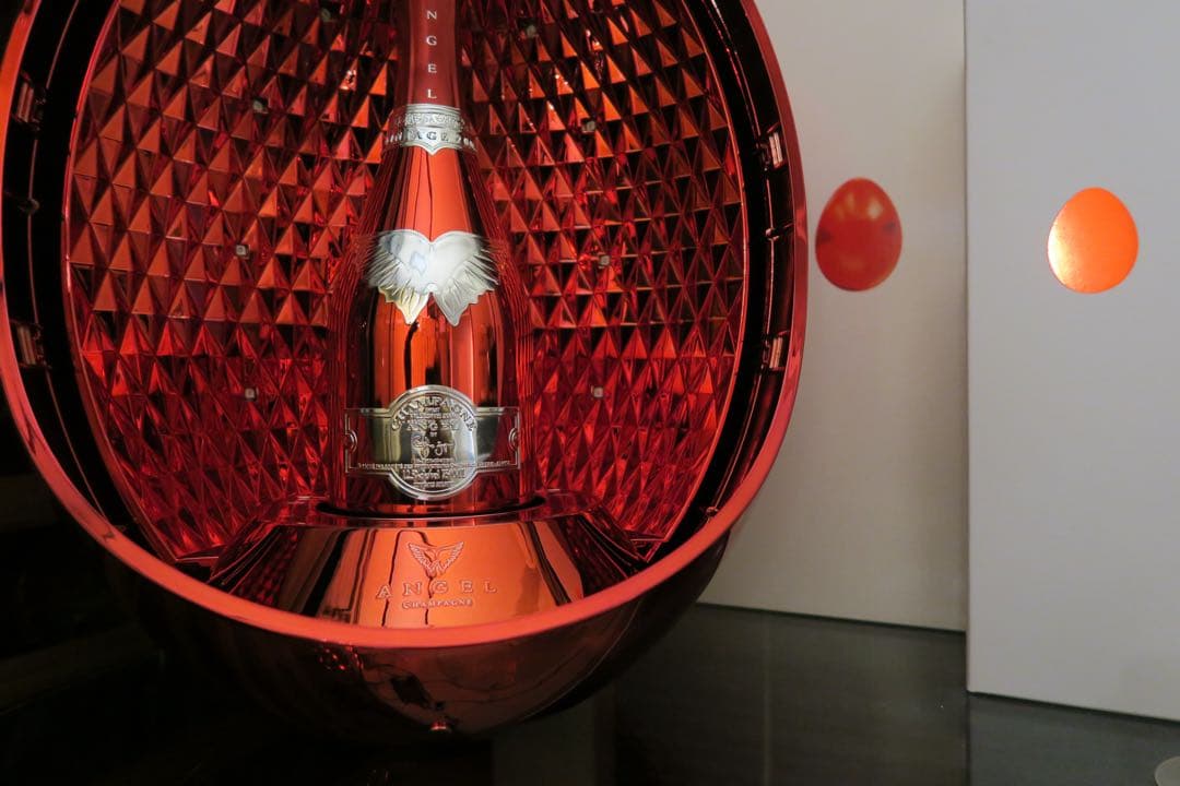 エンジェル ヴィンテージ 2008年 レッド エッグ シャンパン ケース付き