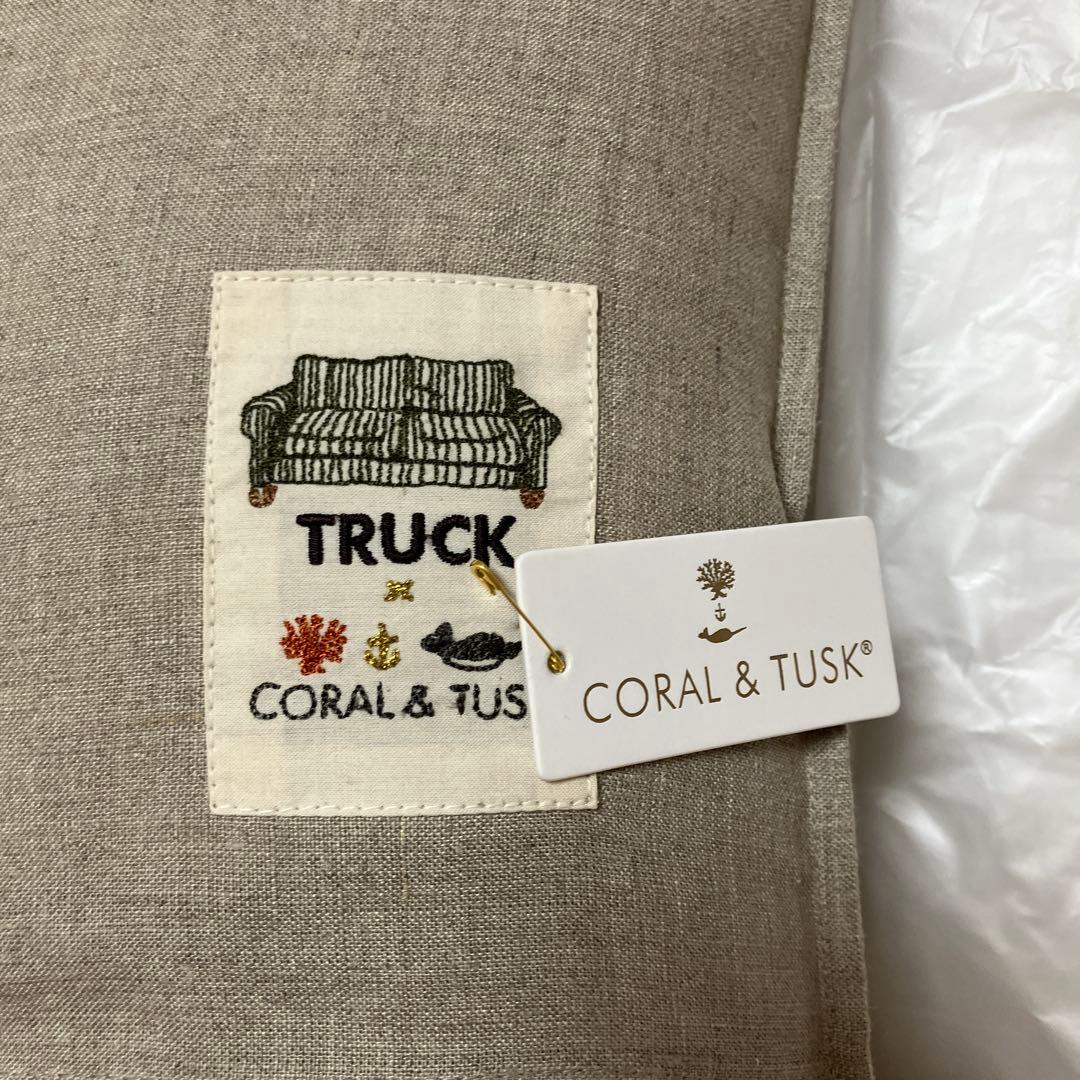 Coral＆Tusk × TRUCK コラボ商品 ポケットピロー　30x40cm