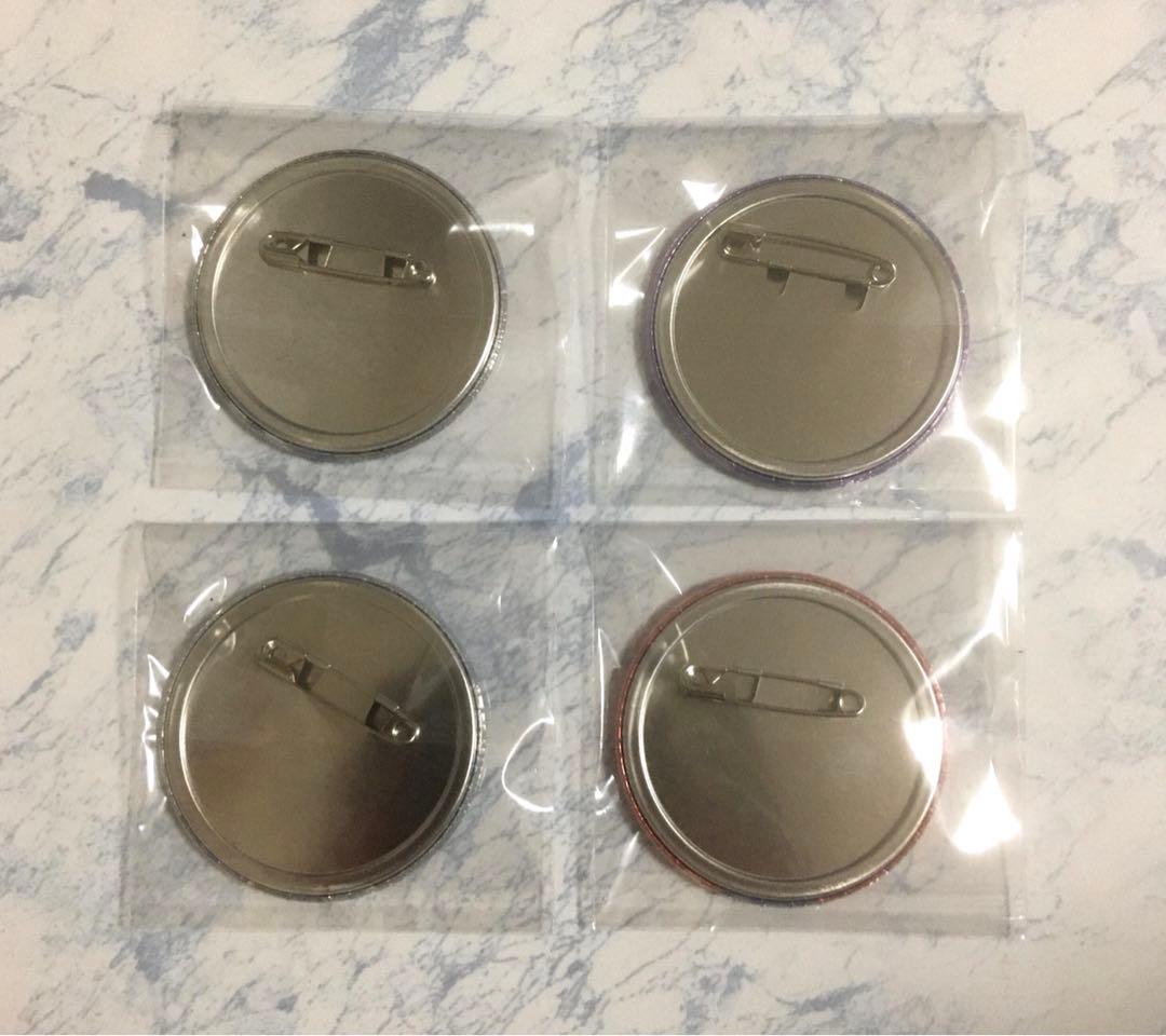 新品未使用　ブルーロック　ヴィレッジヴァンガード　ヴィレヴァン　缶バッジ