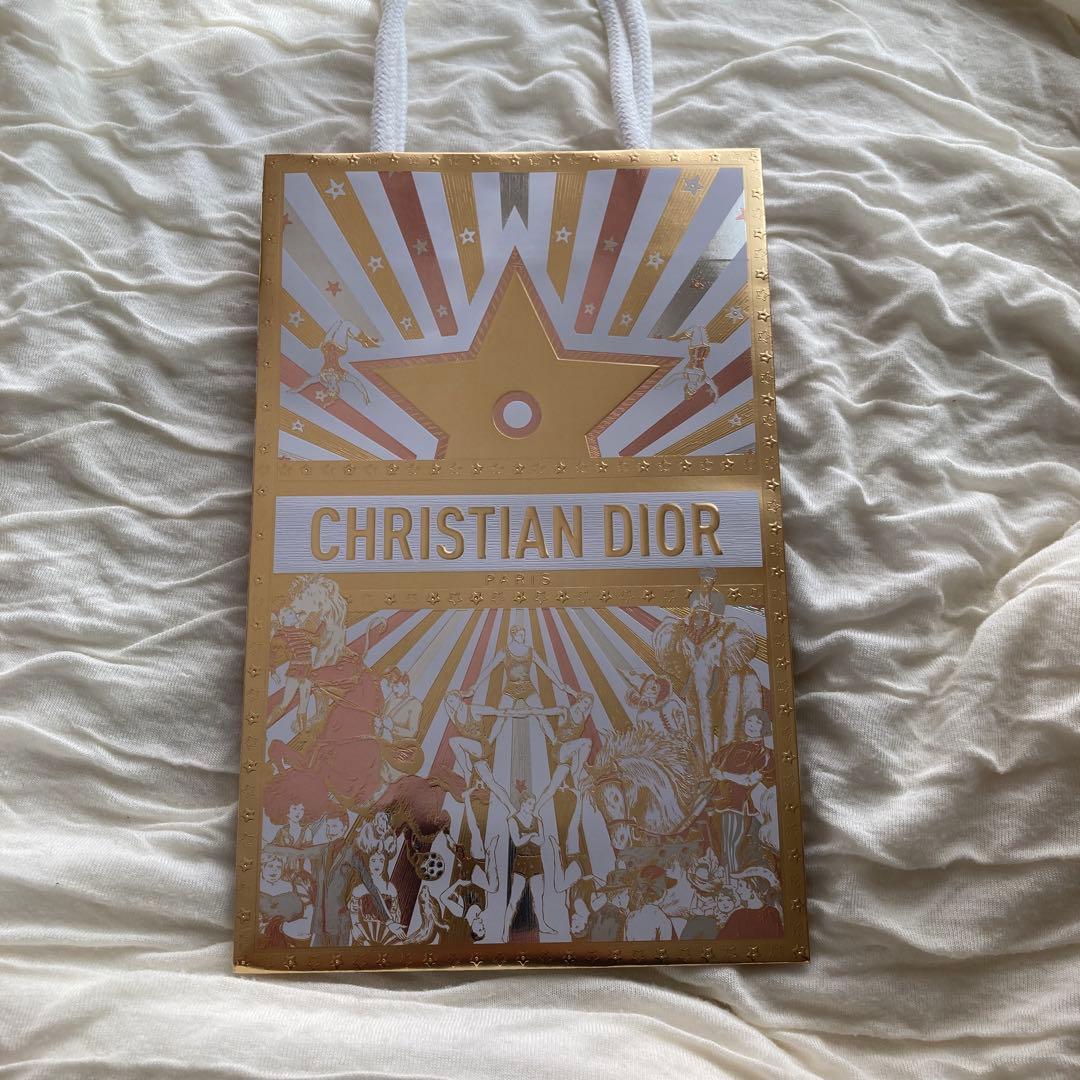 Dior ホリデー限定オファー　2025クリスマスコフレ