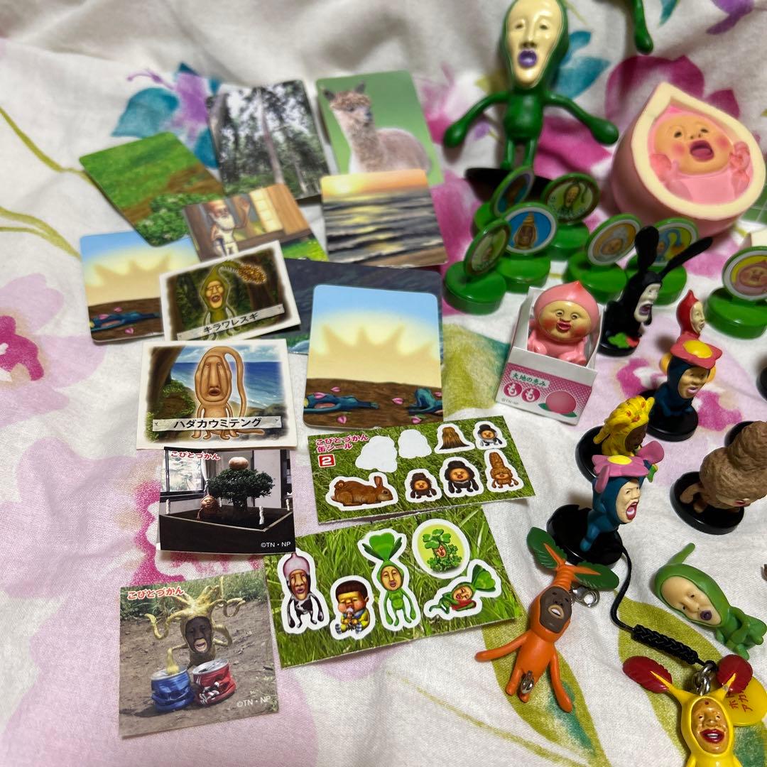 こびとづかん　フィギュア　スタンプ　キーホルダー　小物入れ　シール　65点