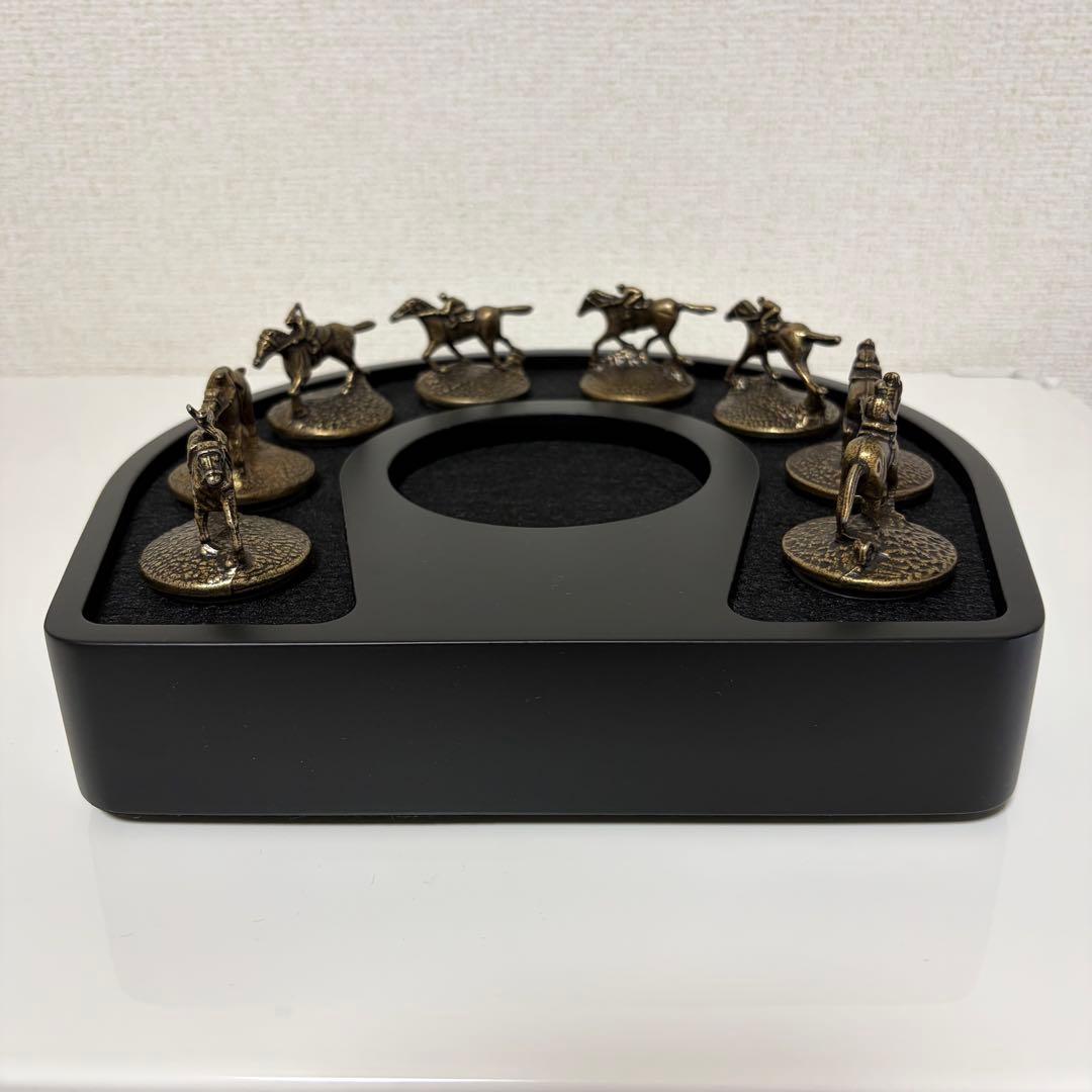 ウイスキー　Blanton's 台座・ボトルキャップセット