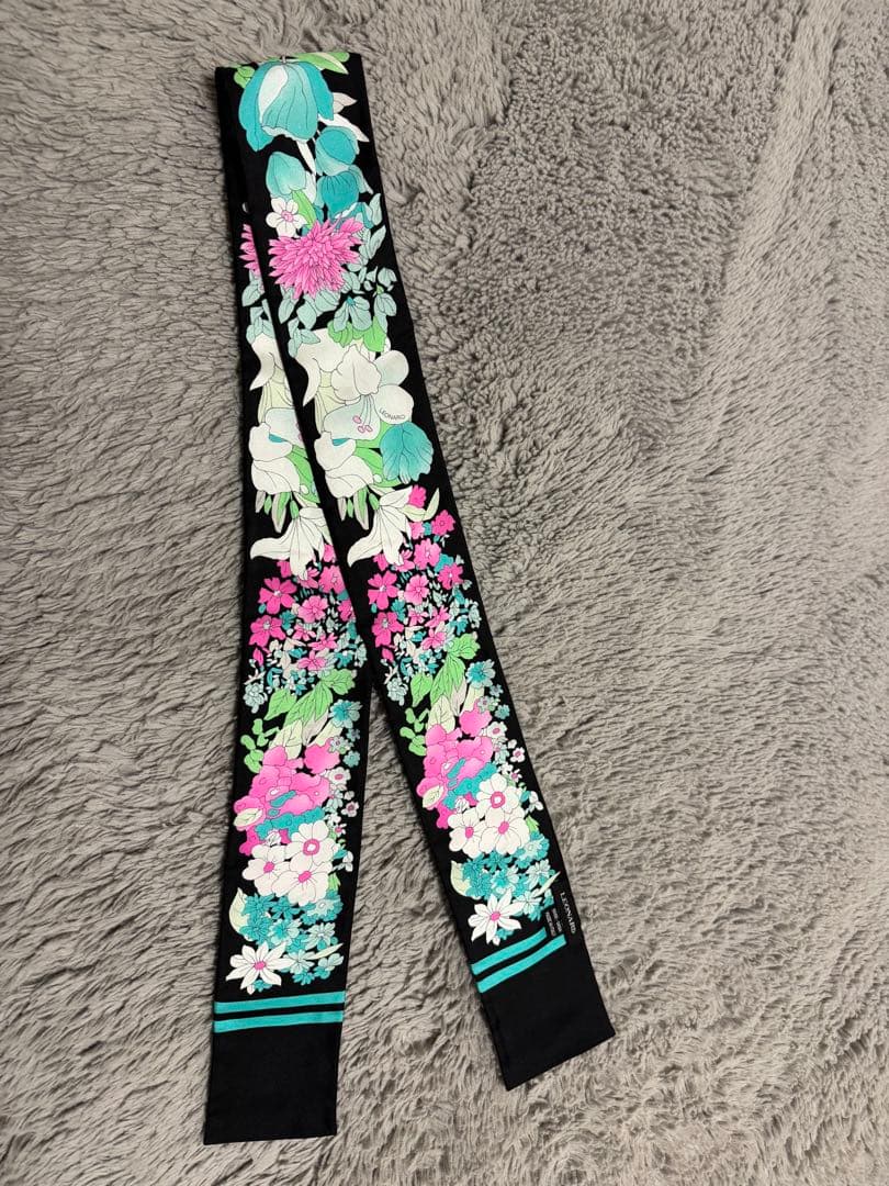 レオナール❤️シルクスカーフ