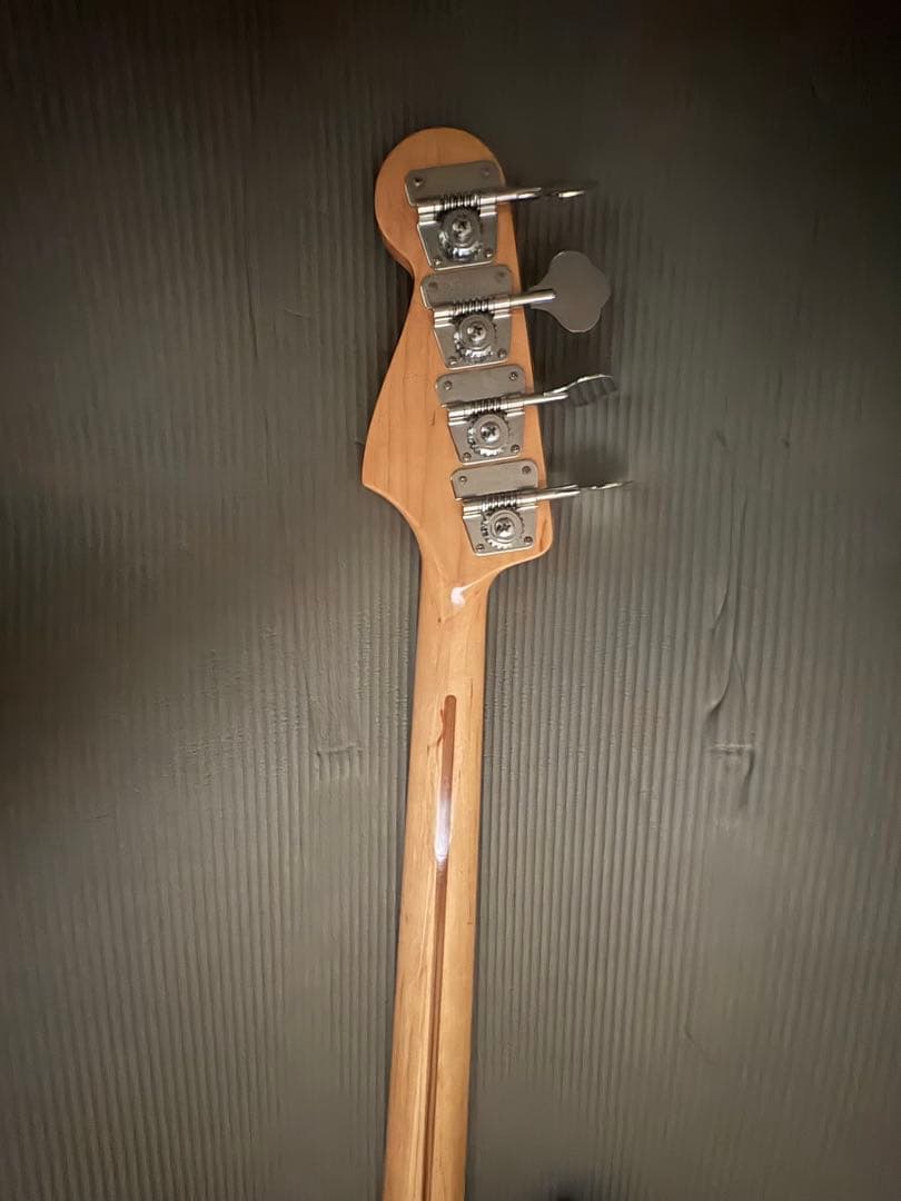 ベース FENDER USA AMERICAN VINTAGE 75 JAZZ BASS