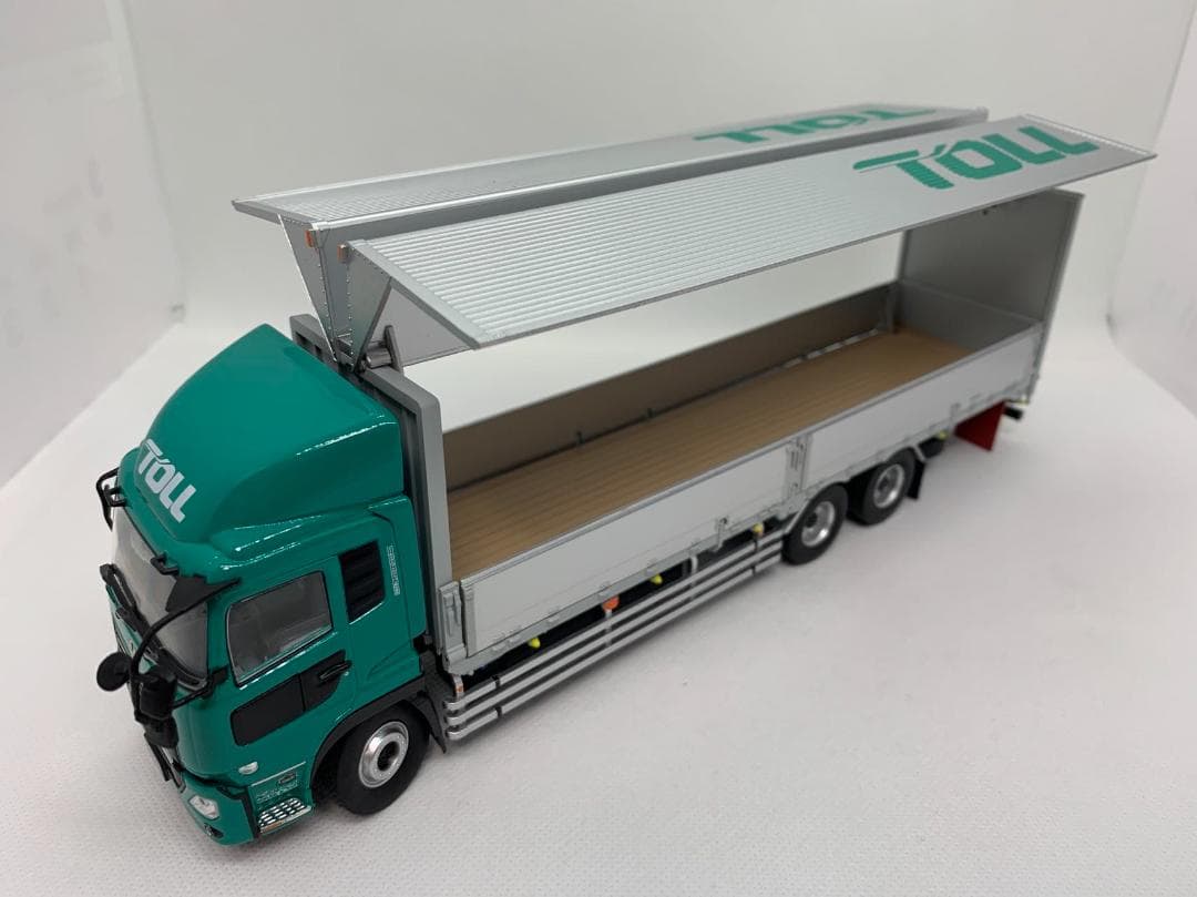 301-037 京商 1/43 UDトラックス Quon TOLL トラック