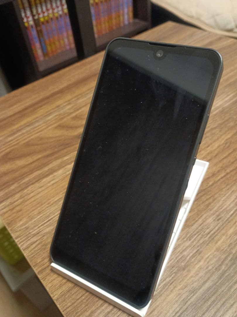 【AQUOSWish2】『スマホケース　充電器付き』 ※消毒済