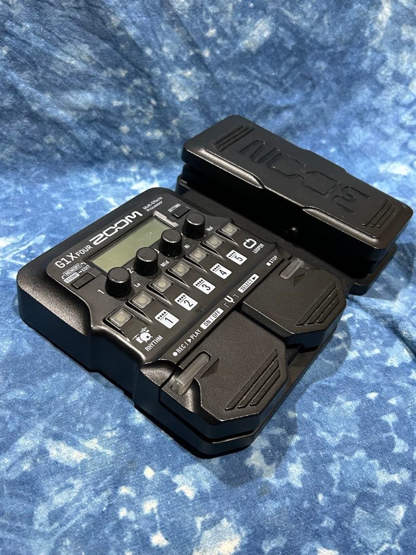 ギター ZOOM G1X four