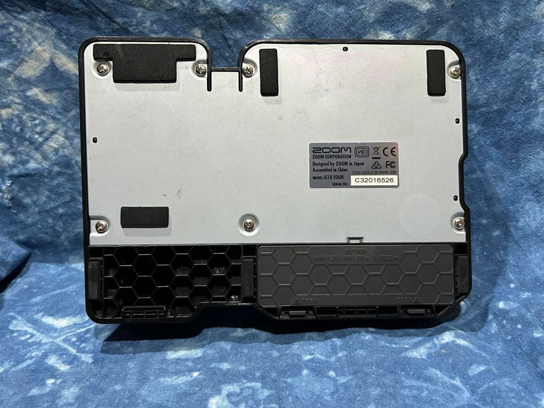 ギター ZOOM G1X four