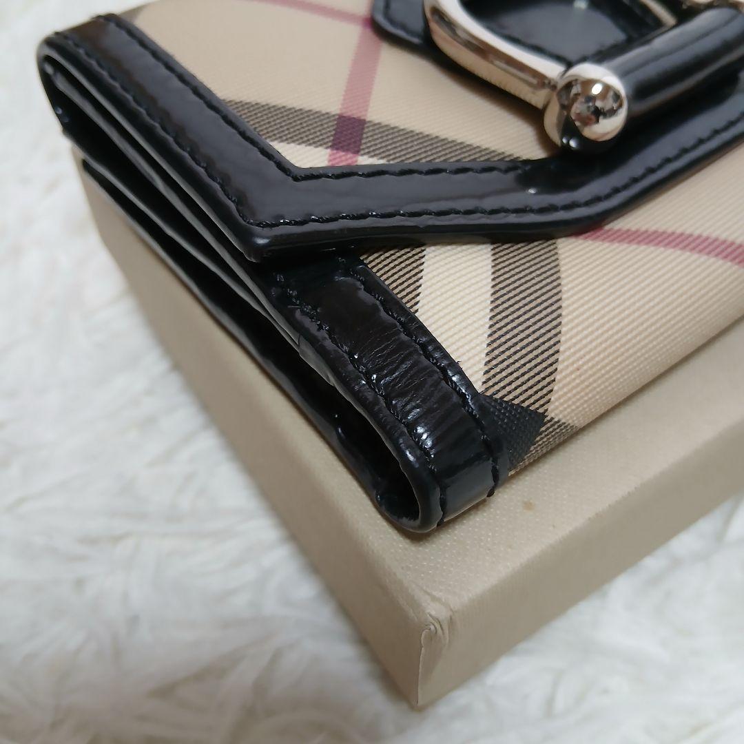 【BURBERRY】ノバチェック　PVC　レザー　ゴールド金具　３つ折り財布