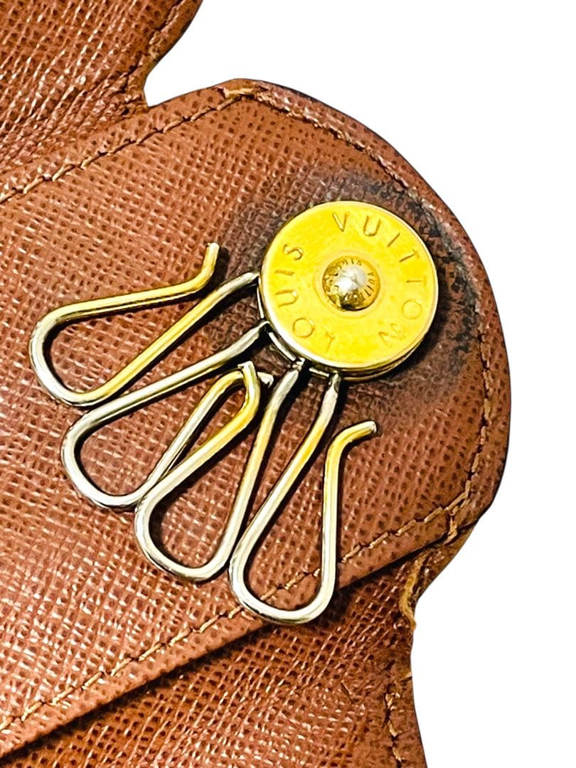 美品☆ルイヴィトン　キーケース　ミュルティクレ　ロンPM モノグラム　キー4本