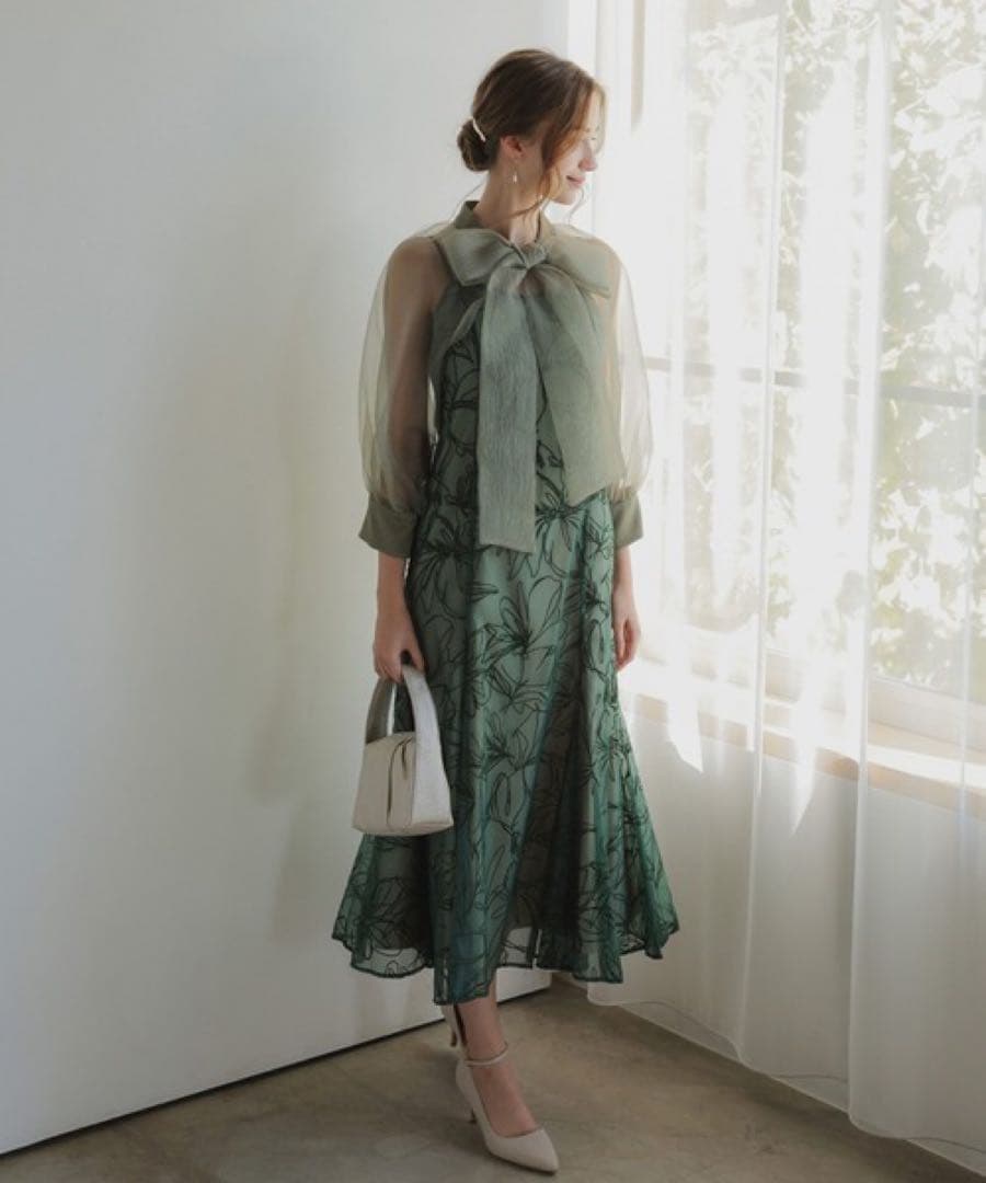 シアーボウタイブラウス&花柄ワンピースセット グリーン Sサイズ