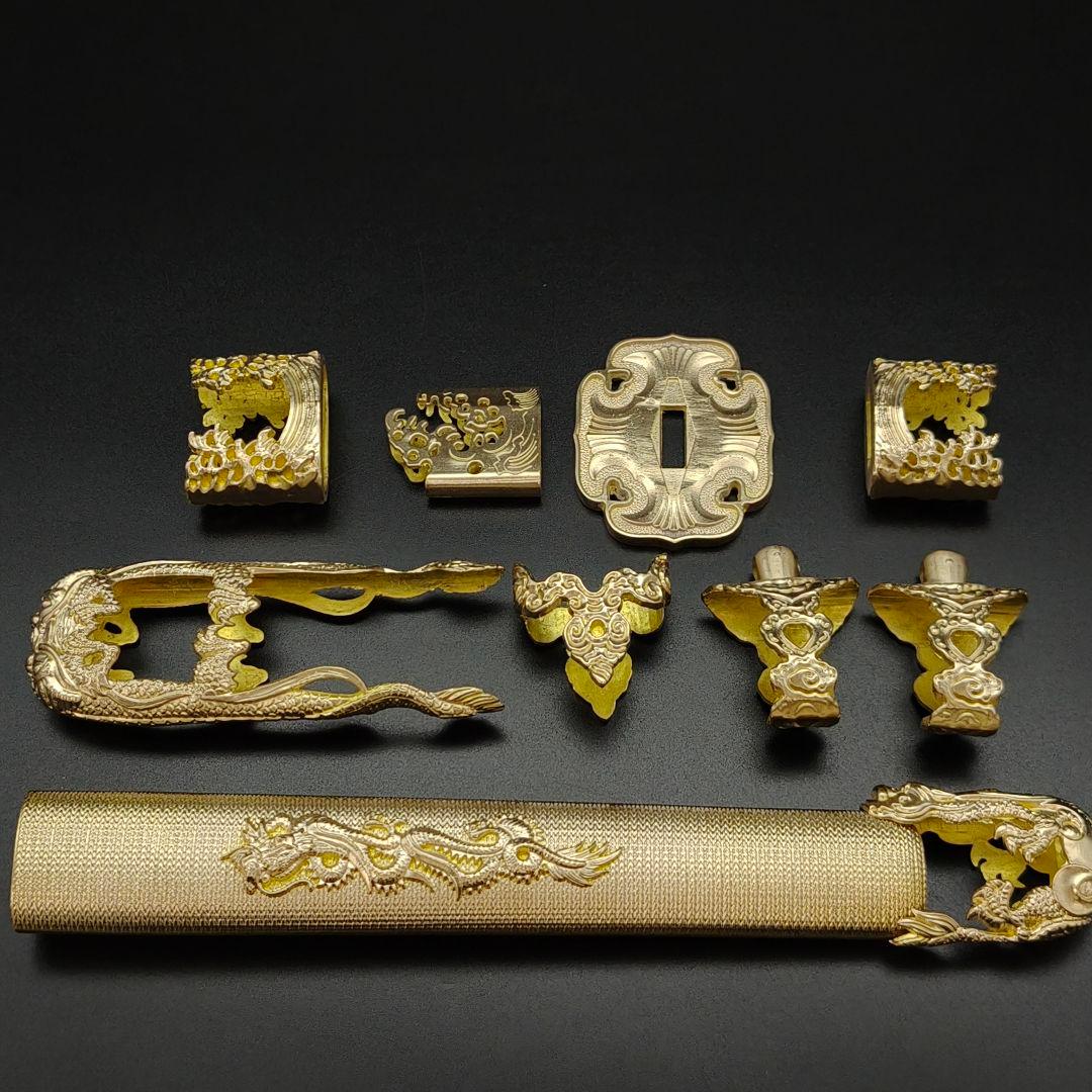 唐様大刀　水龍剣　刀鍔　目貫　縁頭　切羽　鐺　柄鞘一式金具　銅製