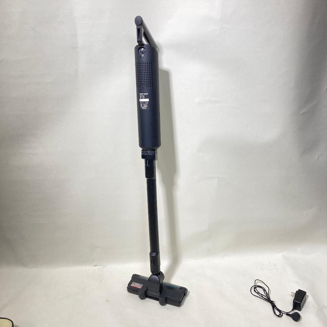 ツインバード TC-E264 コードレス スティッククリーナー 2023年製 ①