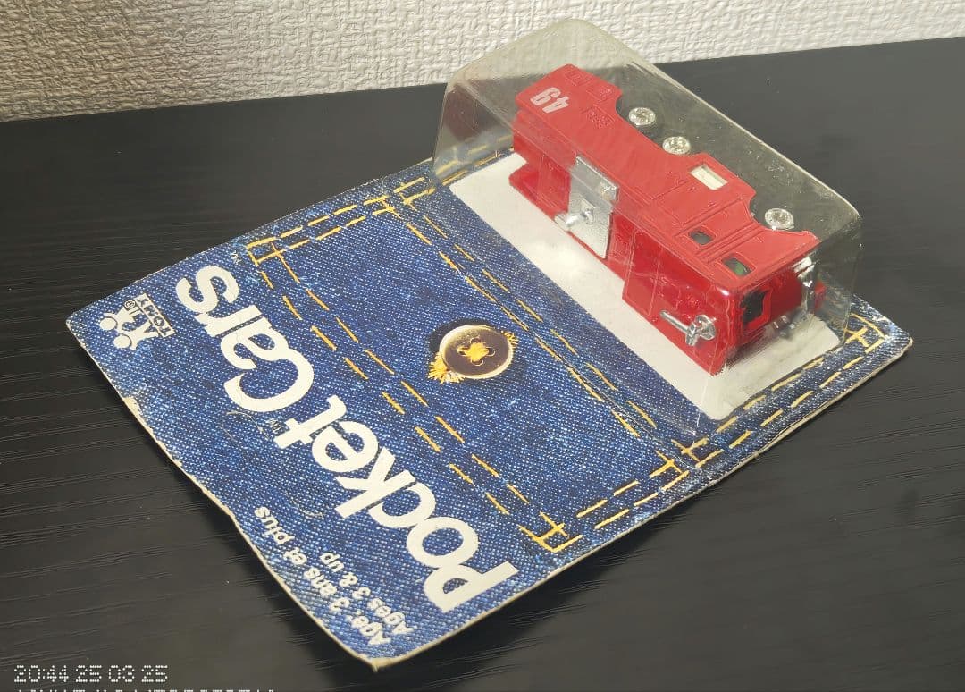 未開封　TOMICA　トミカ　東急化学消防車　カナダ　パッケージ