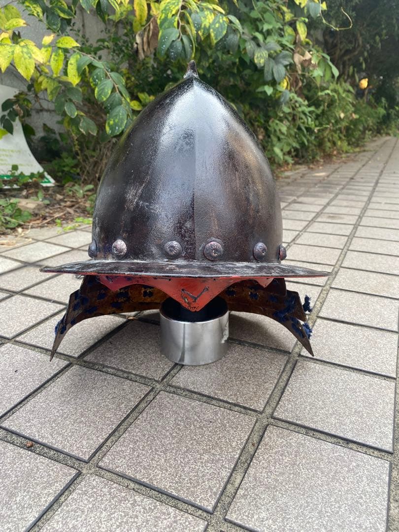 古い兜　ももなり兜？　甲冑　アンティーク　インテリア　時代武具　漆