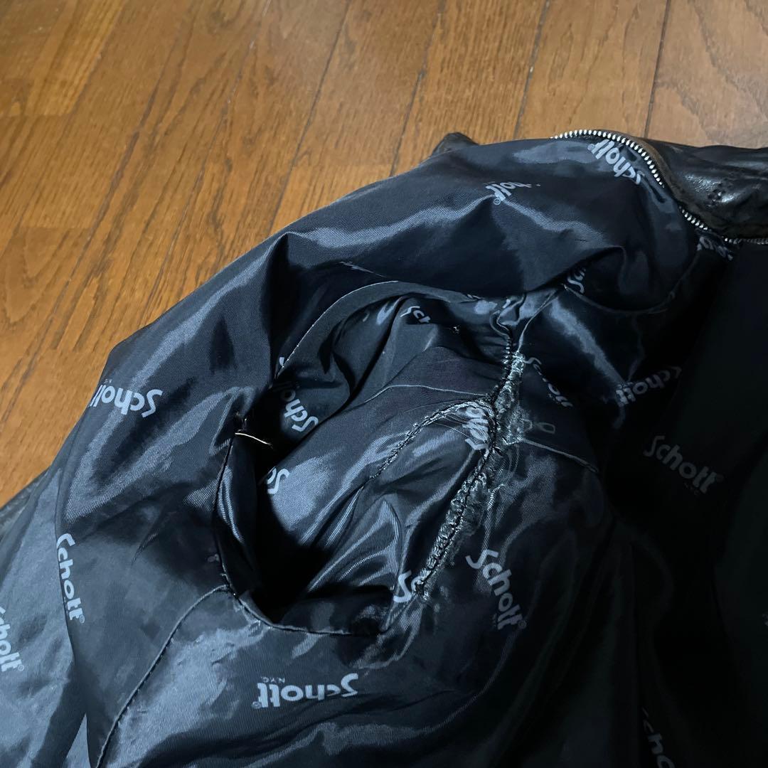 しょう　Schottシングルライダース