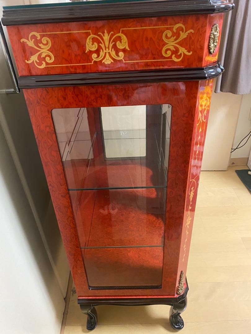 ARTEM社　クロックキャビネット