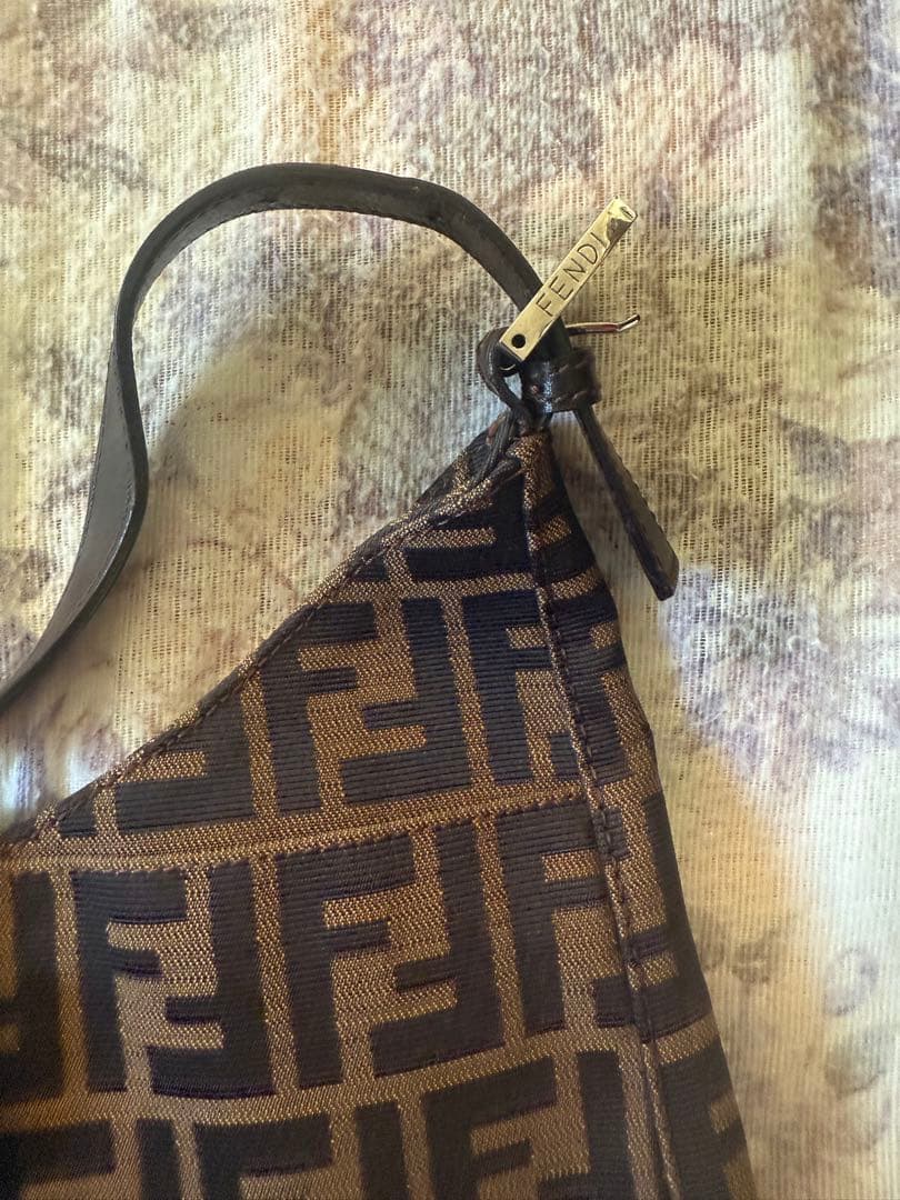 Fendi FFロゴプリントショルダーバッグ