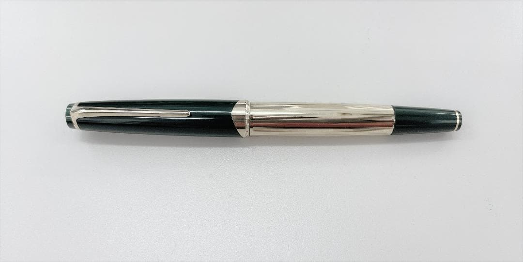 モンブラン　MONTBLANC CUSTOM GREEN