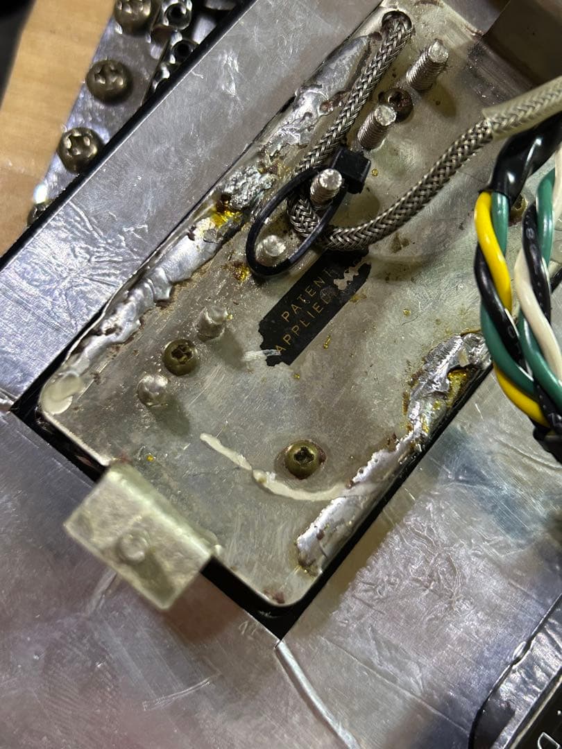 fernandes コンポーネント ストラト ギブソンPU搭載 ジョーペリー