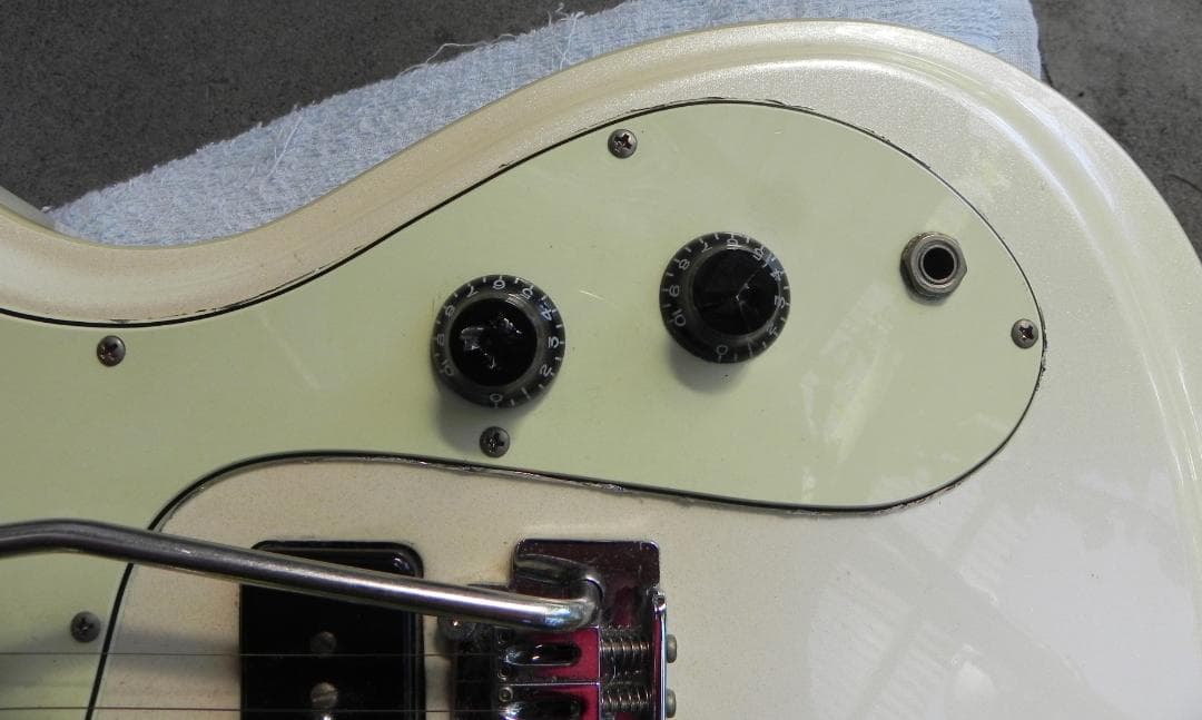 K1027 プロフ必読お願いしますARIA VM-65エレキギター