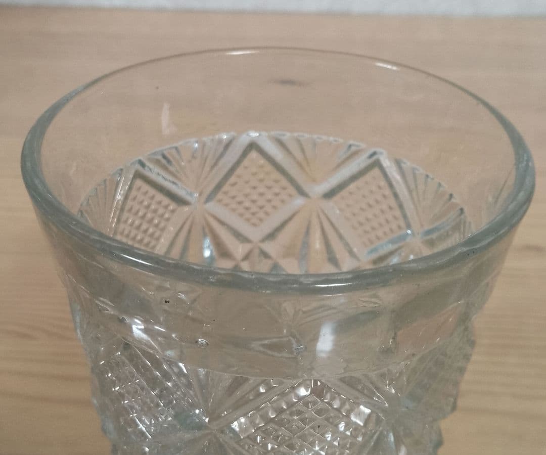 大正〜昭和初期  プレスガラス 幾何学文様 水飲みコップ