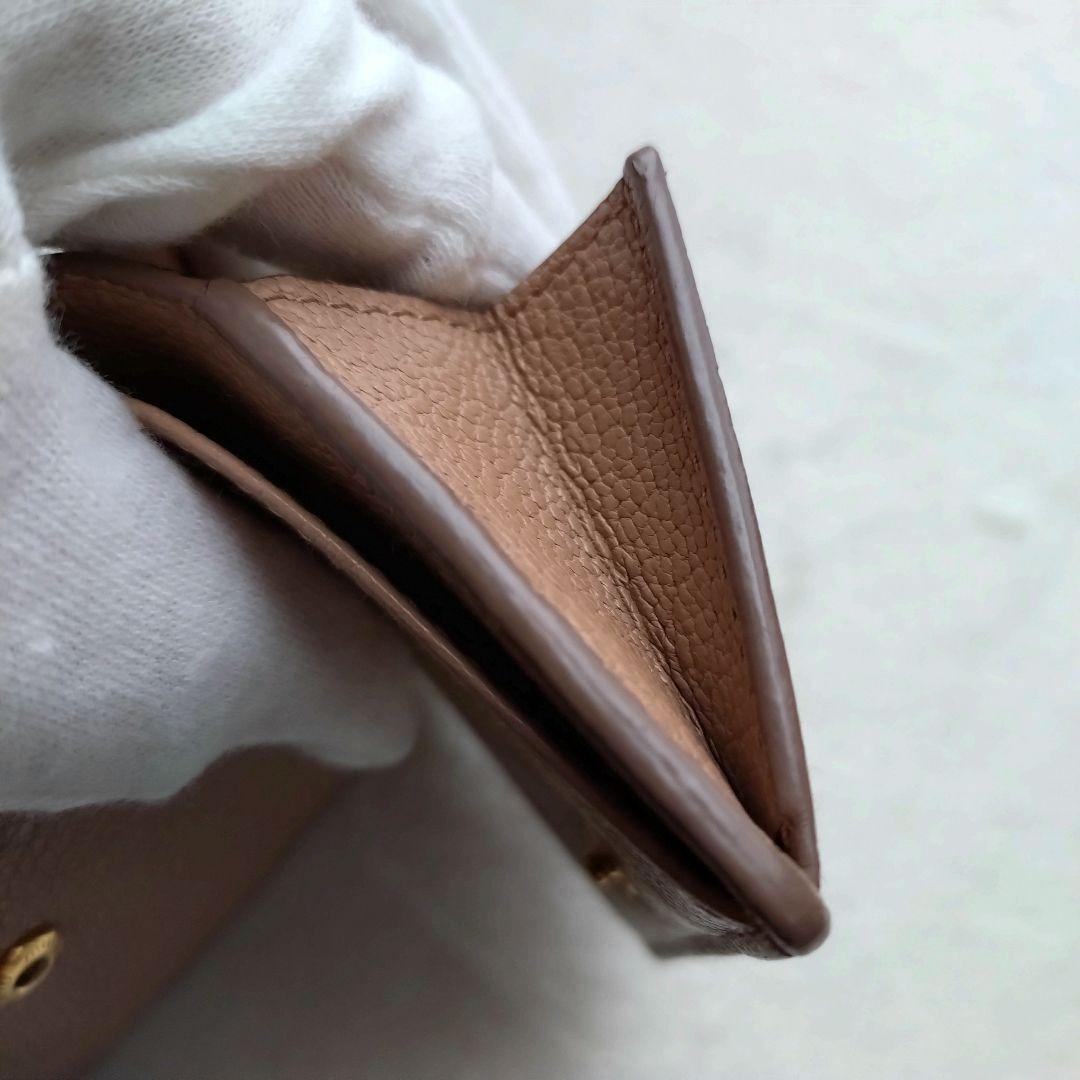 MIUMIU 三つ折り財布 コンパクトウォレット ゴールドロゴ ピンクベージュ