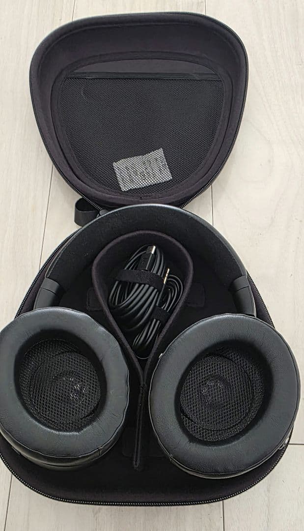 【ほぼ未使用】Focal Bathys ワイヤレスヘッドホン