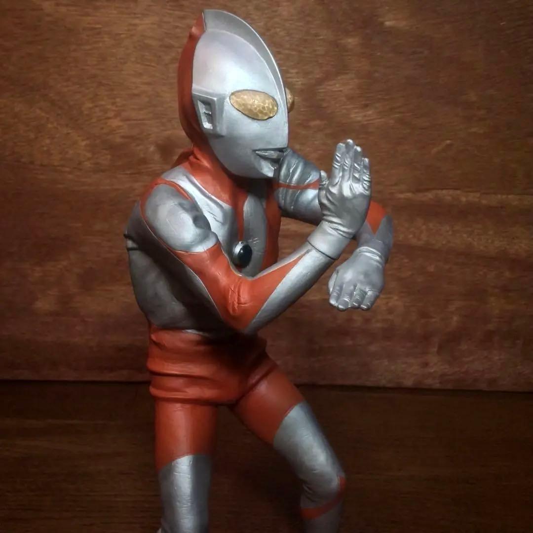 大怪獣シリーズ ウルトラマン(Cタイプ) 修正塗装済み　フィギュア
