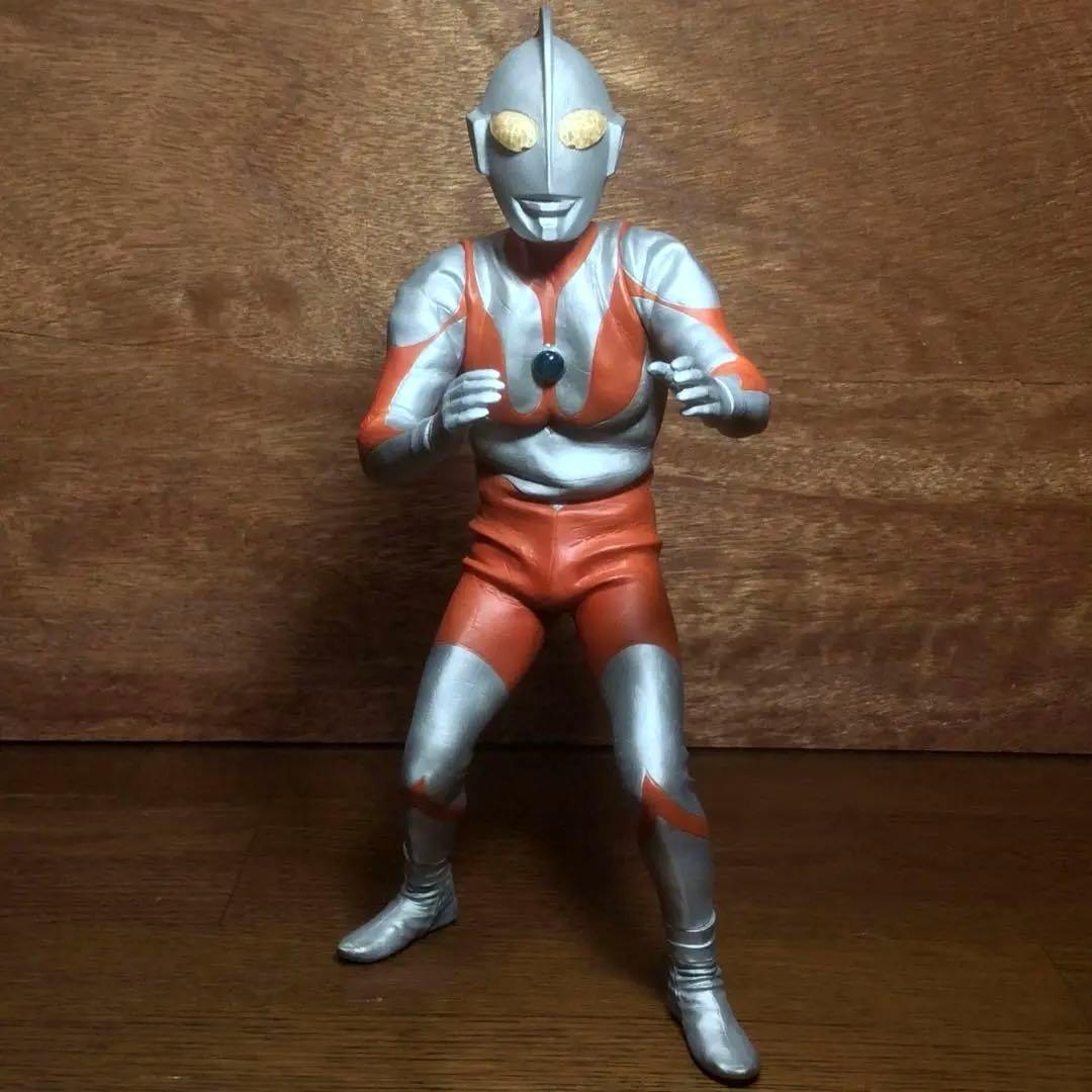 大怪獣シリーズ ウルトラマン(Cタイプ) 修正塗装済み　フィギュア