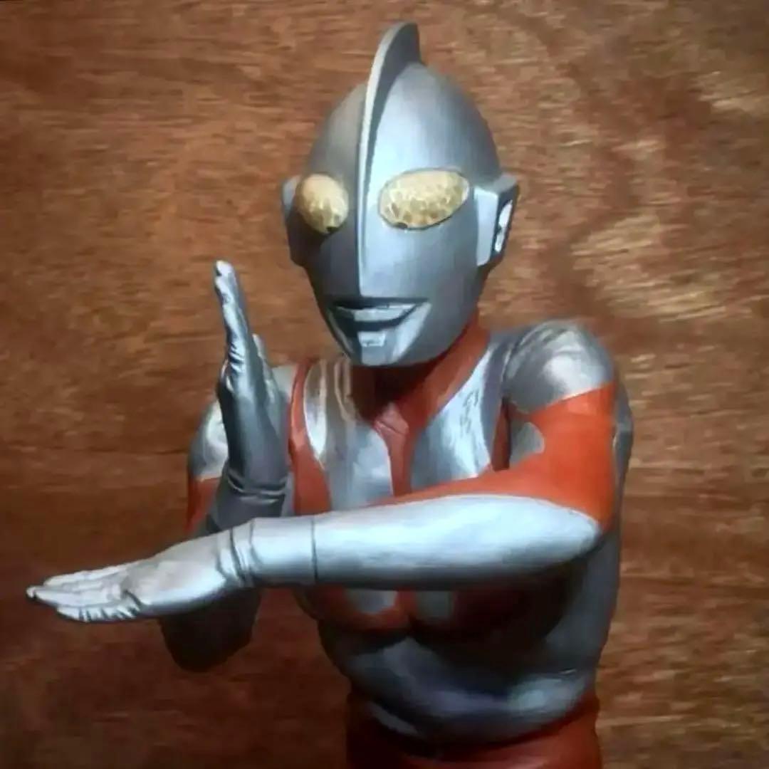 大怪獣シリーズ ウルトラマン(Cタイプ) 修正塗装済み　フィギュア