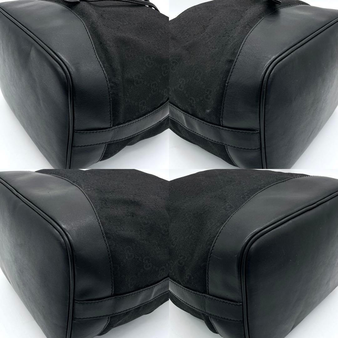 【GUCCI】ショルダーバッグ　GGキャンバス　ゴールド金具　ブラック　巾着型