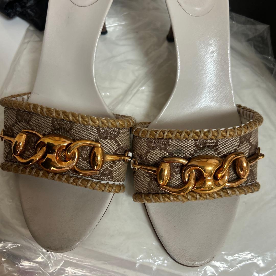 【GUCCI 】チェーン装飾 ミュール ベージュ 24センチ