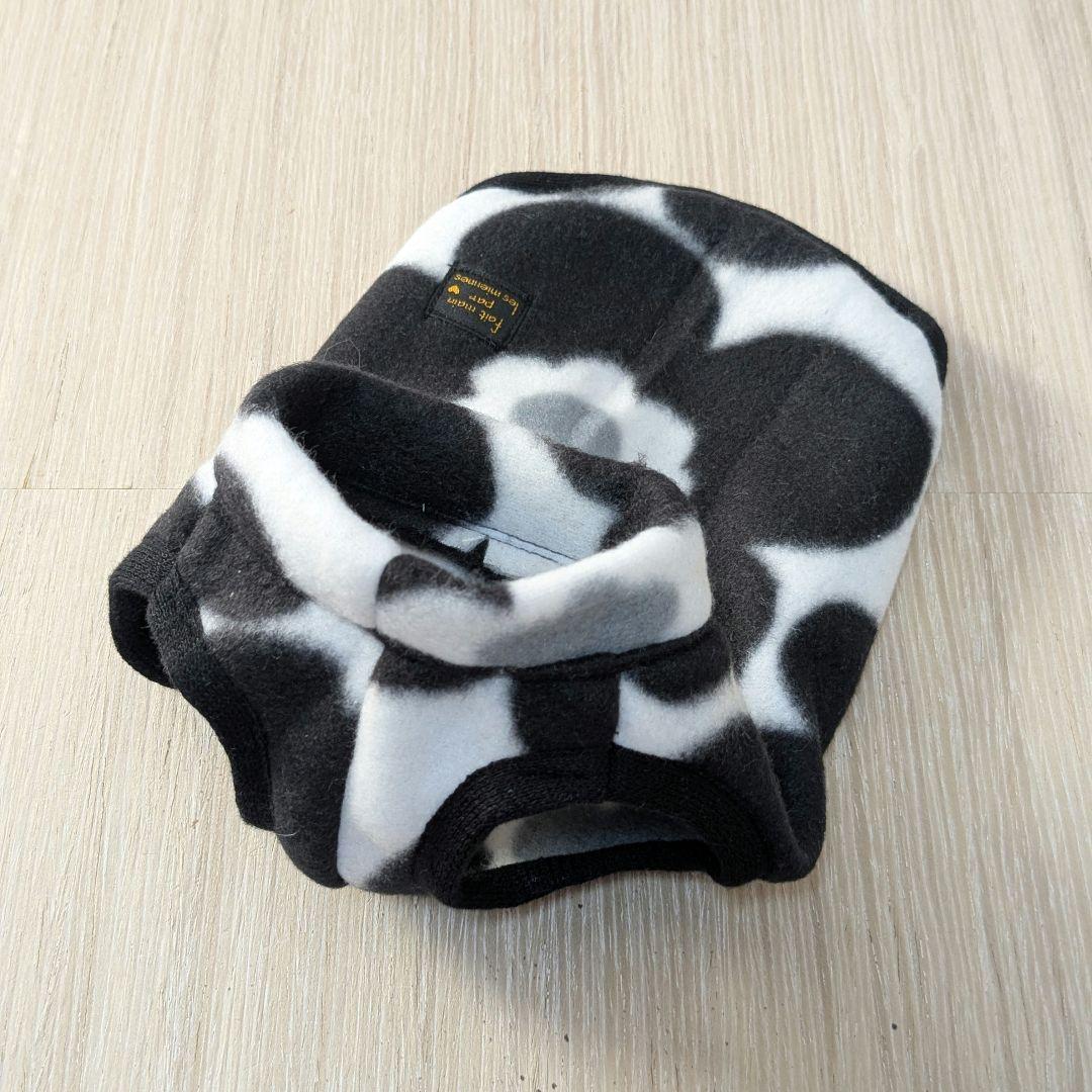 わんこフリースタンクトップ ブラック花柄　size３Ｓ〜Ｓ　オーダーページ