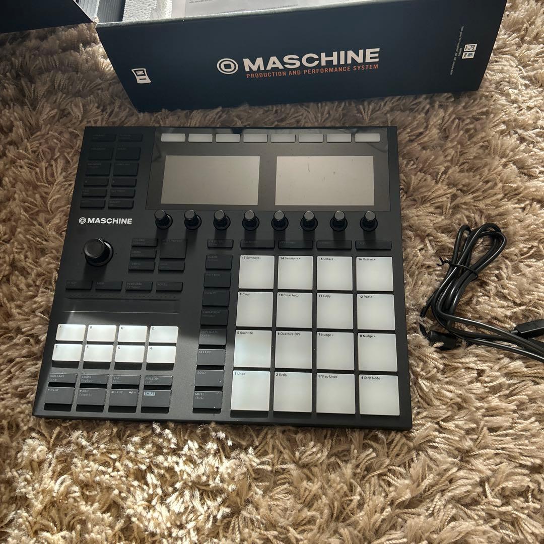 Native Instruments MASCHINE MK3サウンドパック付き