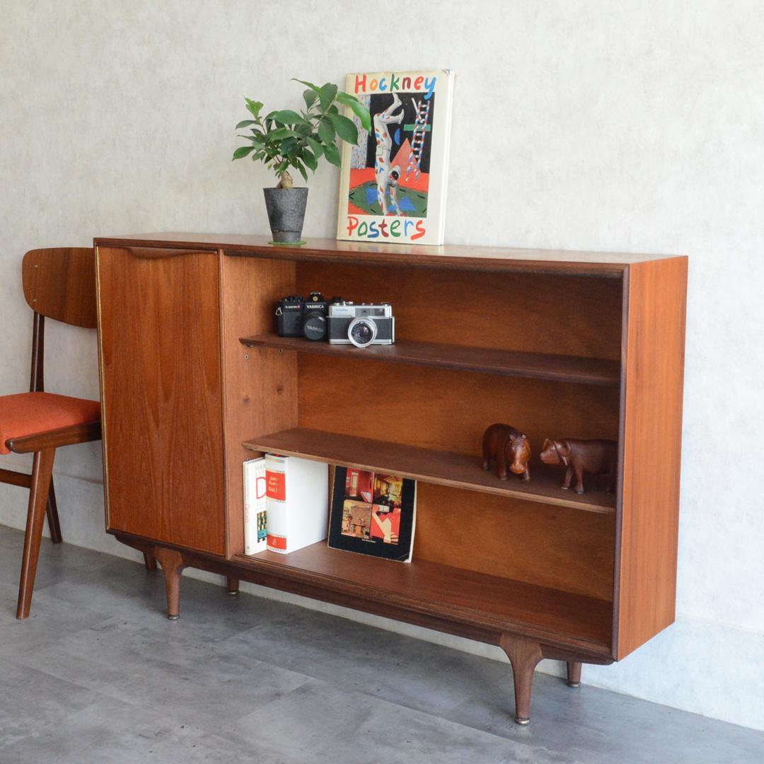 マッキントッシュ ヴィンテージ ガラスキャビネット サイドボード ディスプレイ